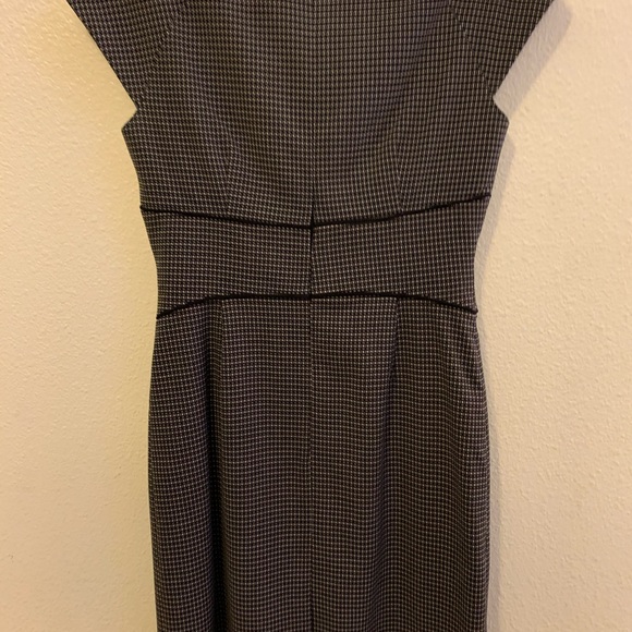 Black and white Tahari dress - Picture 1 of 4